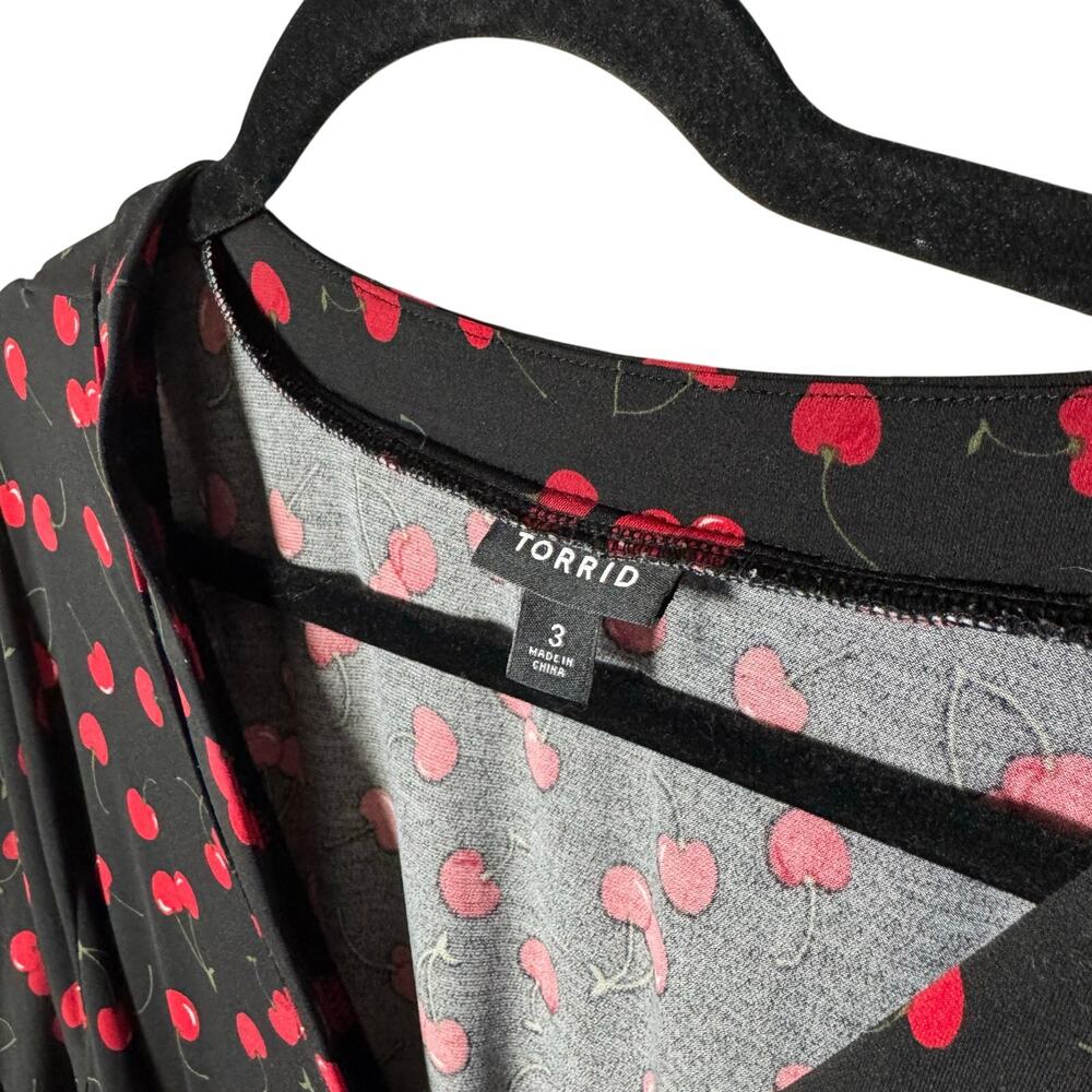 Torrid Cherry Print Plus Size Wrap Dress 3X Size 3 Retro Pinup Rockabilly - Picture 4 of 9